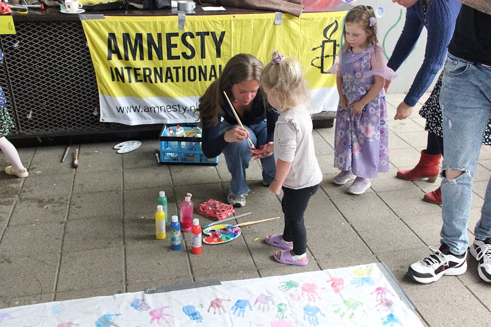 kinderbevrijdingsfestival2025 hand tekeningen01a